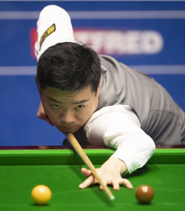 的控球调度 的控球调度