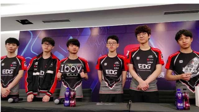 再在主赛程 再在主赛程